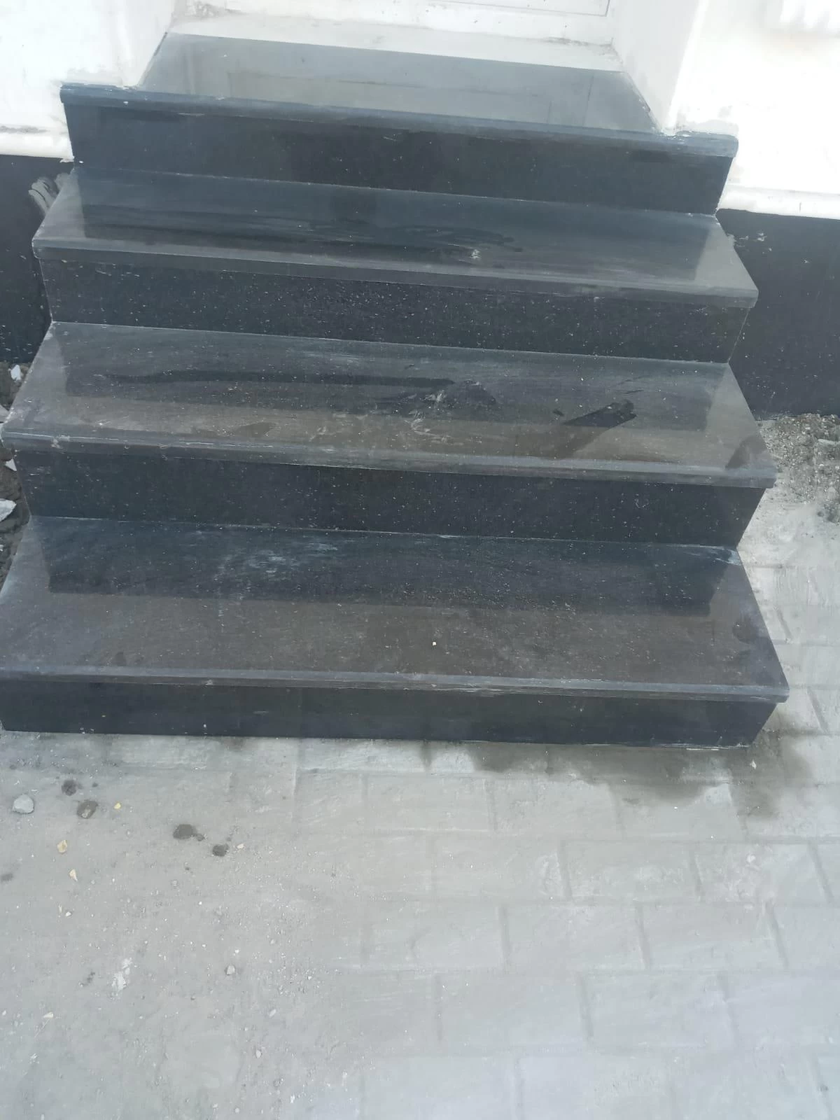 Black galaxy step and riser